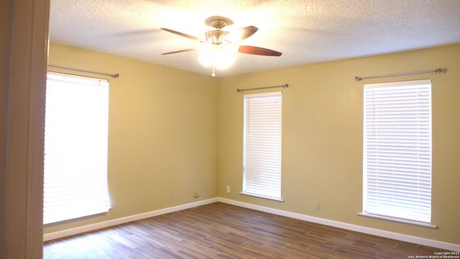 25 Us Highway 87, House other with 3 bedrooms, 2 bathrooms and null parking in Comfort TX | Image 7