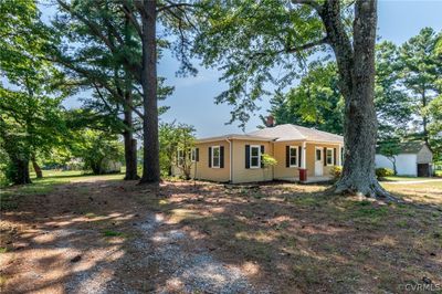 517 Robertson's Siding Road, House other with 3 bedrooms, 1 bathrooms and null parking in Crewe VA | Image 3