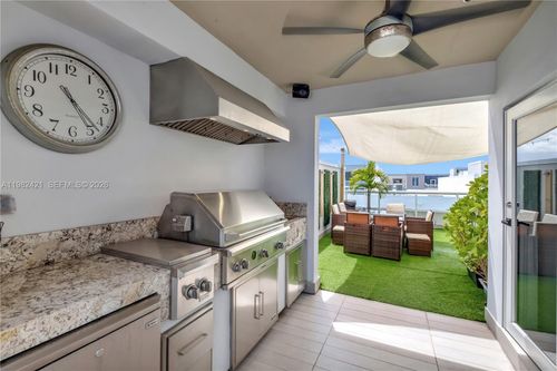 0-6630 Nw 104th Path, Doral, FL, 33178-3050 | Card Image