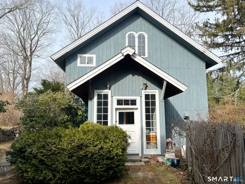 32 West Ave, Essex, CT, 06426-1138 | Card Image
