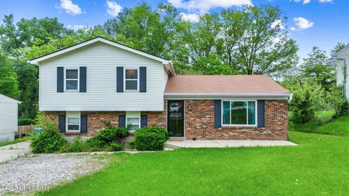 7333 W Orchard Grass Blvd, Crestwood, KY, 40014-8515 | Card Image