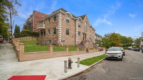 164 85th Ave, Jamaica, NY, 11432-1933 | Card Image