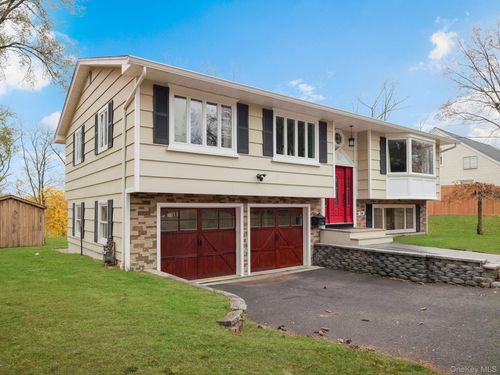 168 N Lincoln St, Pearl River, NY, 10965-1709 | Card Image