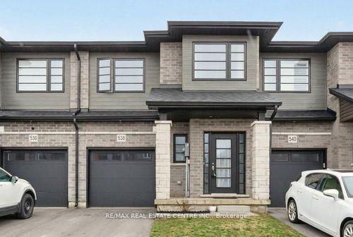 538 Grey St, Brantford, ON, N3S0C4 | Card Image