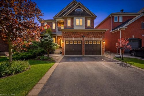 73 North Ridge Crescent, Georgetown, ON, L7G6E6 | Card Image