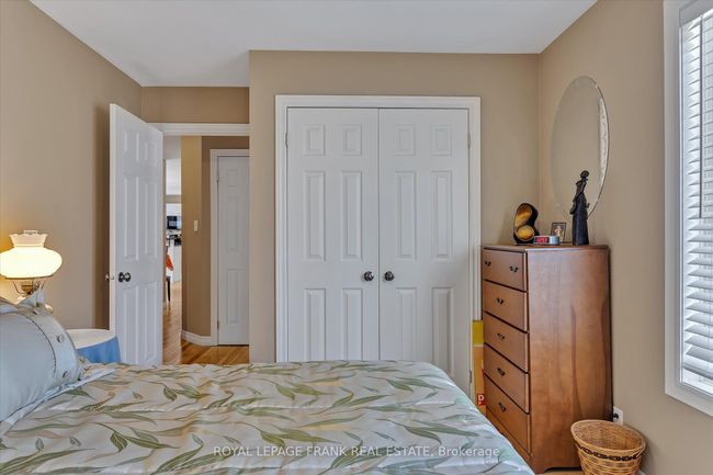 18 E Beehive Dr, House other with 3 bedrooms, 2 bathrooms and 10 parking in Bobcaygeon ON | Image 26