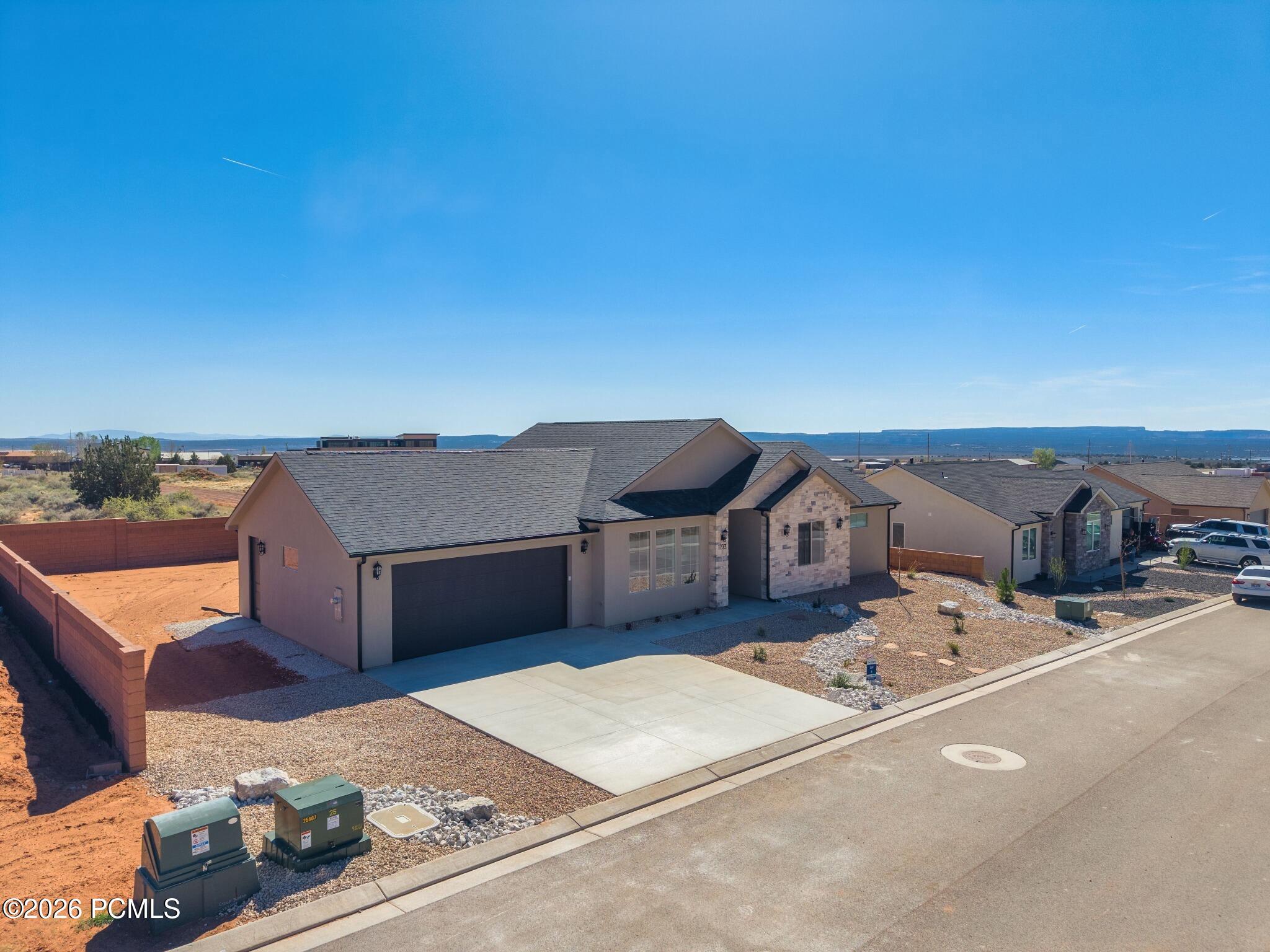 Residential in Hildale 4