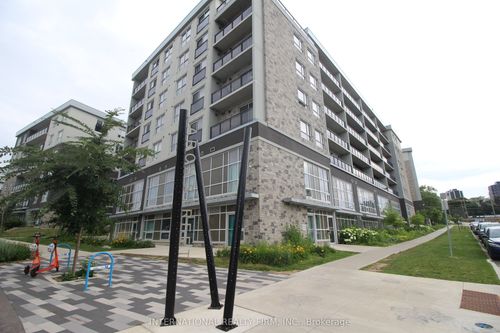 f206-275 Larch St, Waterloo, ON, N2L3R2 | Card Image