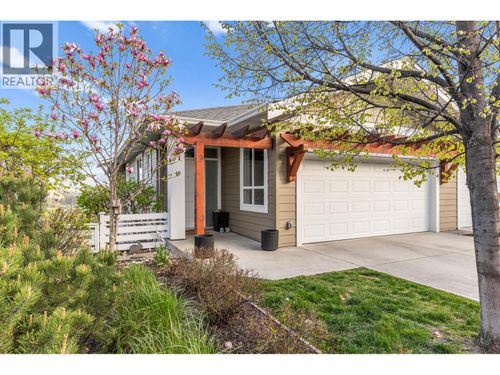 64-625 Boynton Pl, Kelowna, BC, V1V3B5 | Card Image