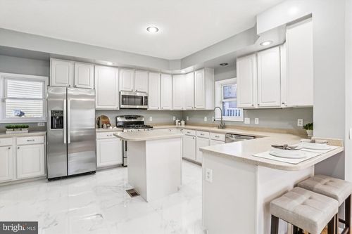 15 Ritchie Ave, SILVER SPRING, MD, 20910-5109 | Card Image