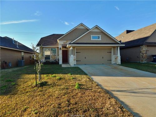 2824 Silver Oak Dr, College Station, TX, 77845-2417 | Card Image