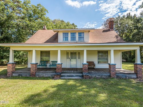 381 Royal Rd, Roseboro, NC, 28382-7483 | Card Image
