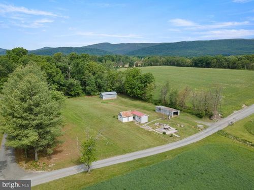 370 Crider Ln, Woodstock, VA, 22664-3448 | Card Image