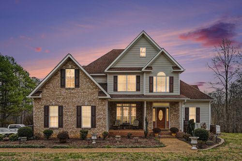 634 Bobbitt Rd, Ashland City, TN, 37015-2300 | Card Image