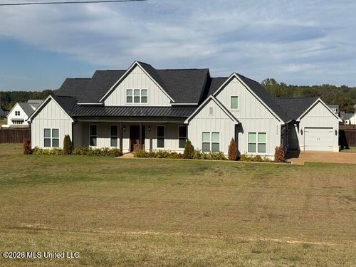 2332 Slocum Rd, Hernando, MS, 38632-8794 | Card Image