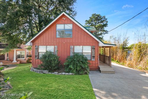 1126 E Lakeshore Dr, Carriere, MS, 39426-7716 | Card Image