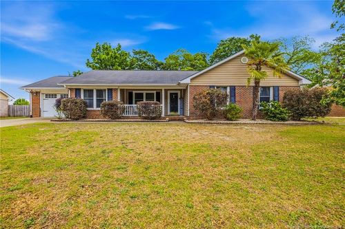 335 Woodberry Cir, Raeford, NC, 28376-9181 | Card Image