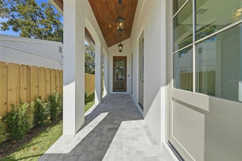 15 E Hazel St, ORLANDO, FL, 32804-3915 | Card Image