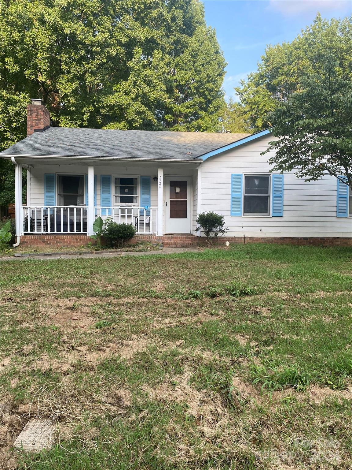 Glenshire Ct, Charlotte, NC 28269