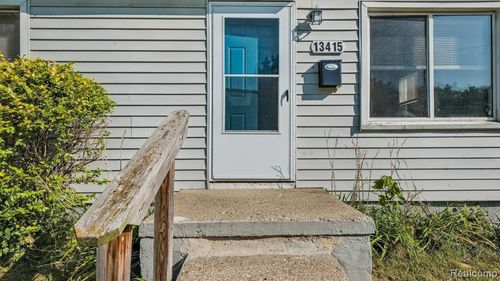 13415 Sherman Ave, Warren, MI, 48089-5805 | Card Image