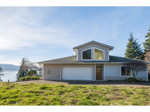 6100 D St, Bay City, OR, 97107-4209 | Card Image