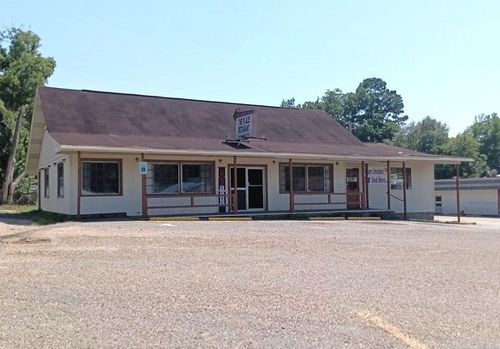903 E Page Ave, Malvern, AR, 72104-4361 | Card Image