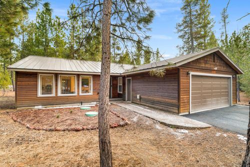 14217 Stillwater Ln, La Pine, OR, 97739-9460 | Card Image