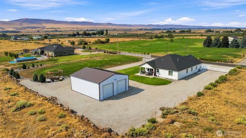 217 Lower County Line Rd, Prosser, WA, 99350-7728 | Card Image