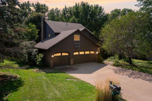 1831 Pheasant Drive, Chanhassen, MN, 55331 | Card Image