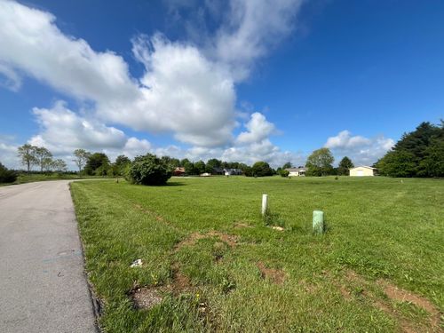 27 Evergreen Cir, Danville, KY, 40422-8463 | Card Image