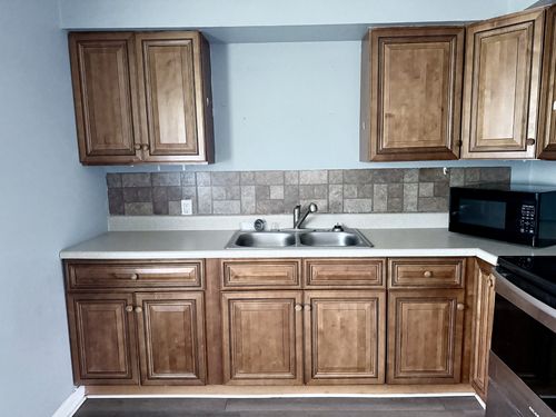 c3-410 Manor Dr, Lawrenceburg, TN, 38464 | Card Image