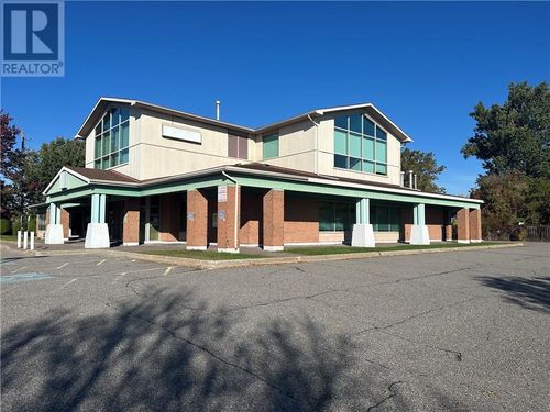 4477 Notre-Dame Ave, Hanmer, ON, P3P1X6 | Card Image