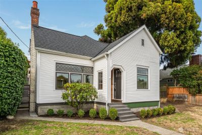 Gorgeous windows and arched porch entrance | Image 2