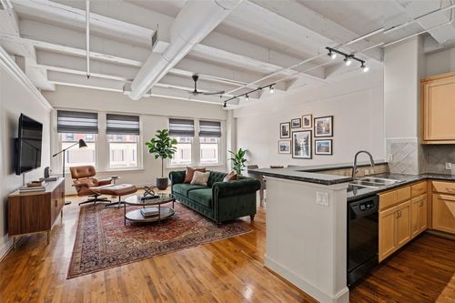 6b-1120 Texas Street, Houston, TX, 77002 | Card Image