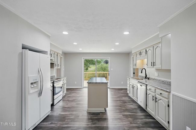 kitchen | Image 12