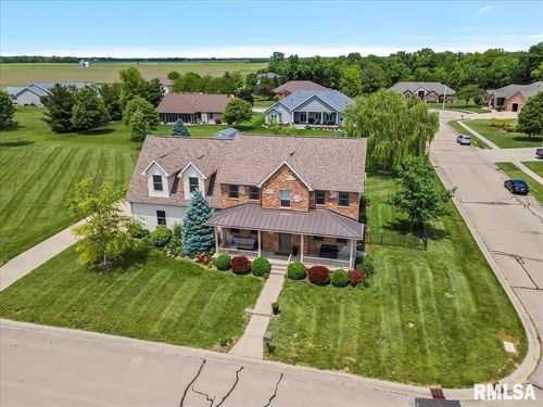 901 Tramore Pl, Pawnee, IL, 62558-4695 | Card Image