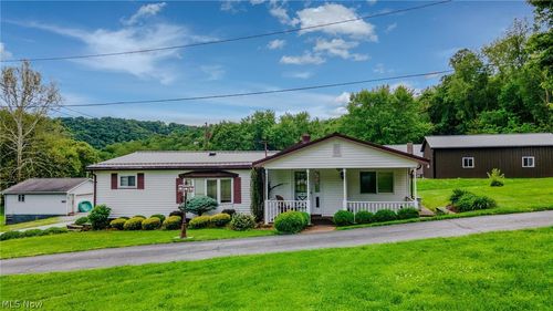 105 Crabapple Lane, Hammondsville, OH, 43930 | Card Image