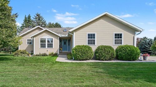 1010 Tee Dr, Lake Isabella, MI, 48893-9351 | Card Image