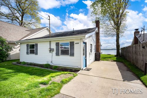 2375 Patterson Road, Martin Township, MI, 49344 | Card Image