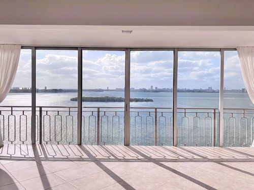 1901-11111 Biscayne Blvd, Miami, FL, 33181-3404 | Card Image