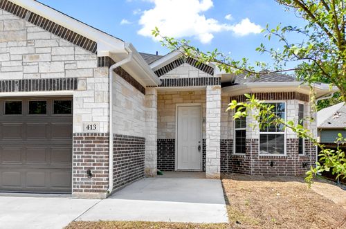413 Henderson St, Bonham, TX, 75418-4735 | Card Image