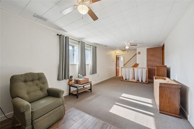 502 Sycamore St, House other with 3 bedrooms, 2 bathrooms and 2 parking in Vandergrift PA | Image 25