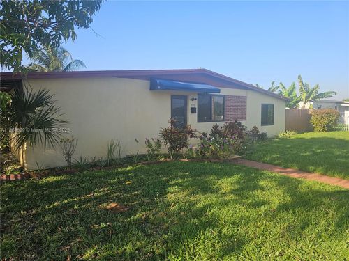 500 Nw 199th St, Miami, FL, 33169-2927 | Card Image