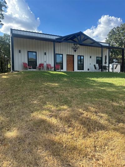 2092 U.S. Hwy 287, House other with 2 bedrooms, 2 bathrooms and null parking in Sunset TX | Image 1