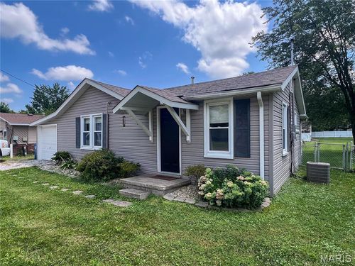 1109 W Corbin St, Bethalto, IL, 62010-1012 | Card Image