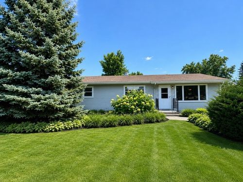 113 Holly Ave, Darien, IL, 60561-3960 | Card Image
