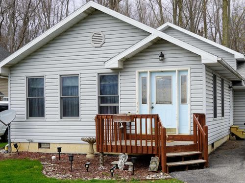 6449 E Mcguire Rd, Churubusco, IN, 46723-9341 | Card Image