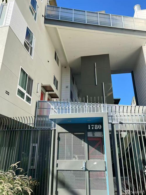 354-1780 Bancroft Avenue, San Francisco, CA, 94124 | Card Image