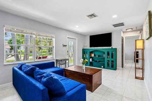 4821 Poseidon Pl, Lake Worth, FL, 33463-7265 | Card Image