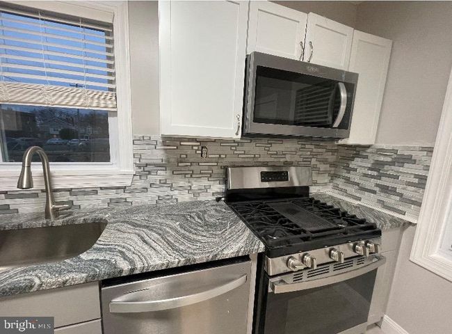 1241 Haverford Rd, House other with 3 bedrooms, 2 bathrooms and null parking in CRUM LYNNE PA | Image 5